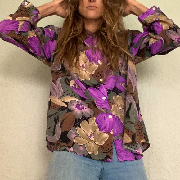 Floral Button-Up - Picture 8 of 10